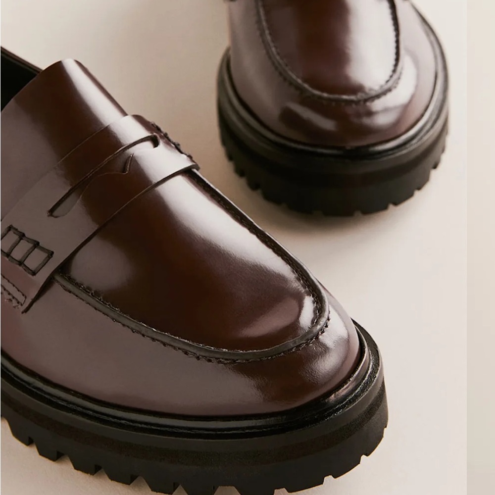 NWOB Reformation Agathea Loafers